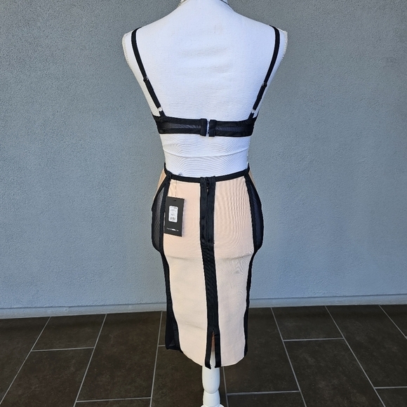 Nova Luxe ✦ Bandage Midi Dress ✦ Nude & Black Cutout Mesh w/ Lace Overlay Sz XS - Picture 6 of 17
